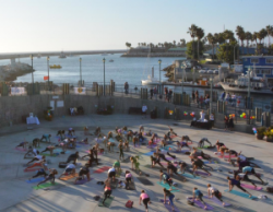 Yoga-on-the-pier